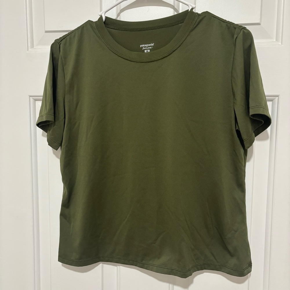 Vintage Patagonia Capilene Tee Made in USA FA01 Olive Green Performance Shirt M